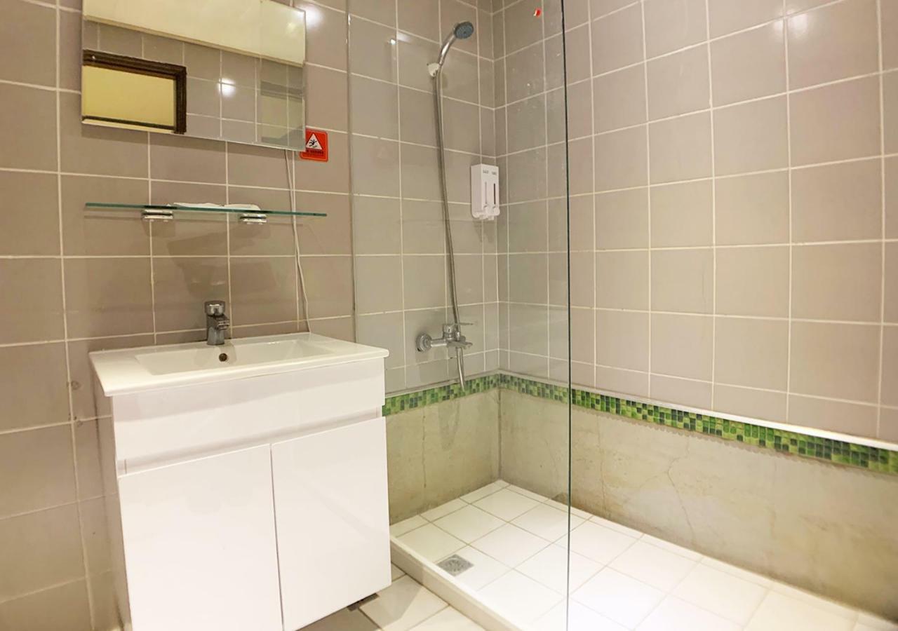 Win Inn Tainan Hotel I Esterno foto